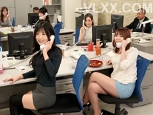 Qua đêm nhà đồng nghiệp nữ làm chung công ty sau khi trể chuyến tàu cuối