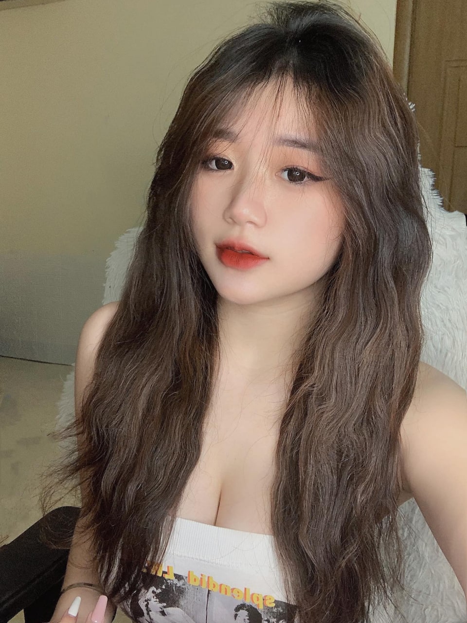 FB ở trên